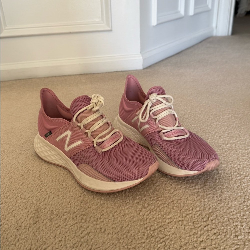 New Balance Pink Women's Lightweight Running Sneakers with Cream Accents